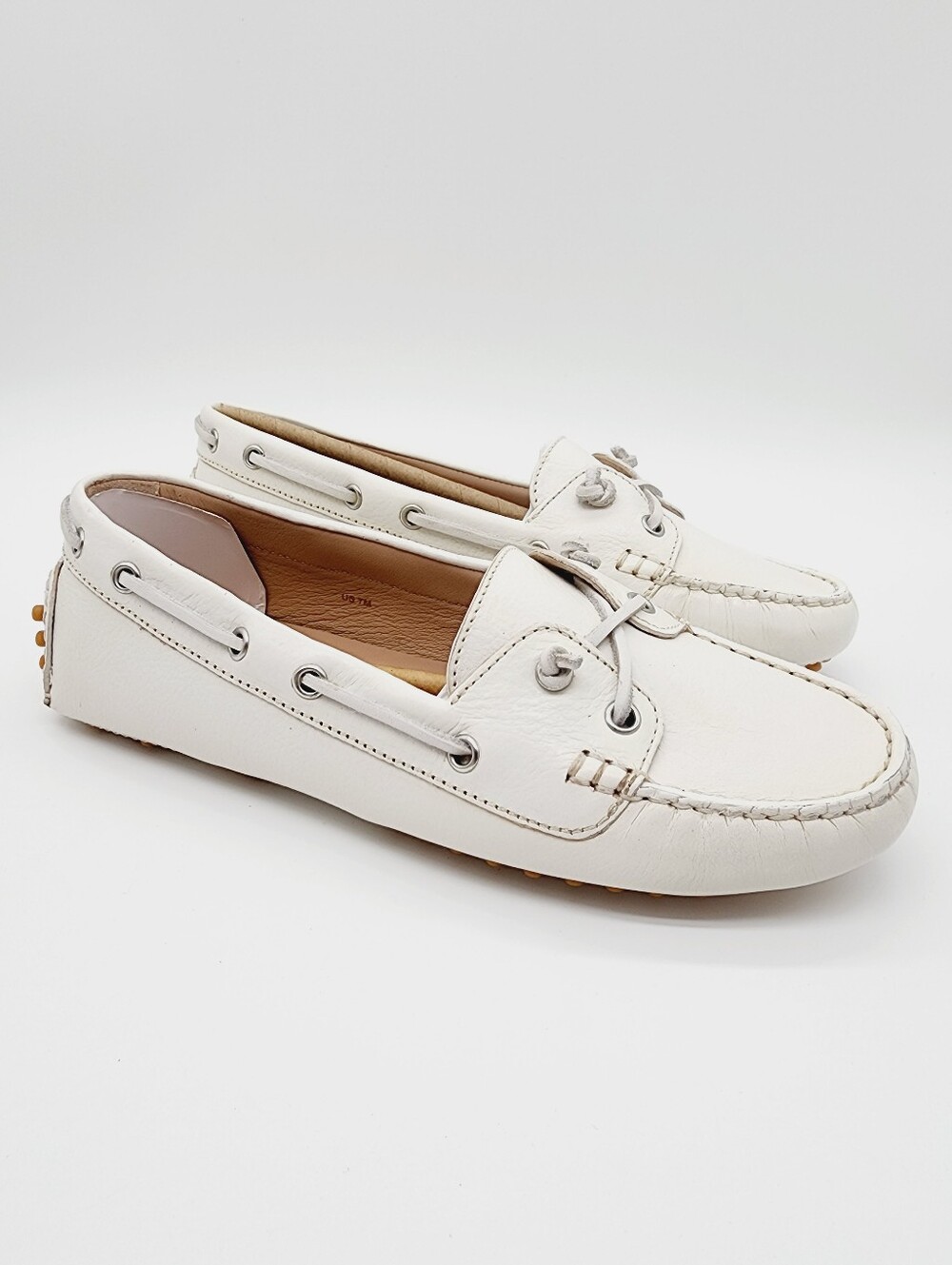 Veronica Beard Jia Boater Coconut Leather Loafers Moccasin Size 7 NEW